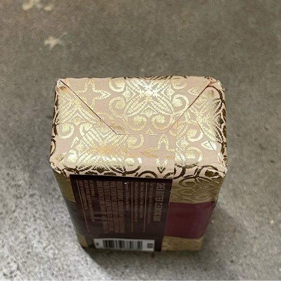 Bath & Body Works LUMINOUS Shea Butter Cleansing Bar - Picture 4 of 4